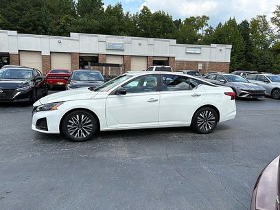 Used 2025 Nissan Altima 2.5 SV