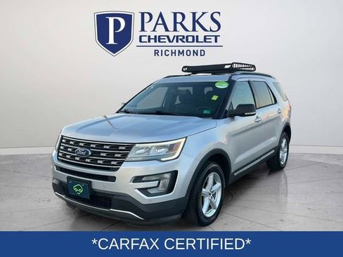 Used 2017 Ford Explorer XLT w/ Equipment Group 202A image 3