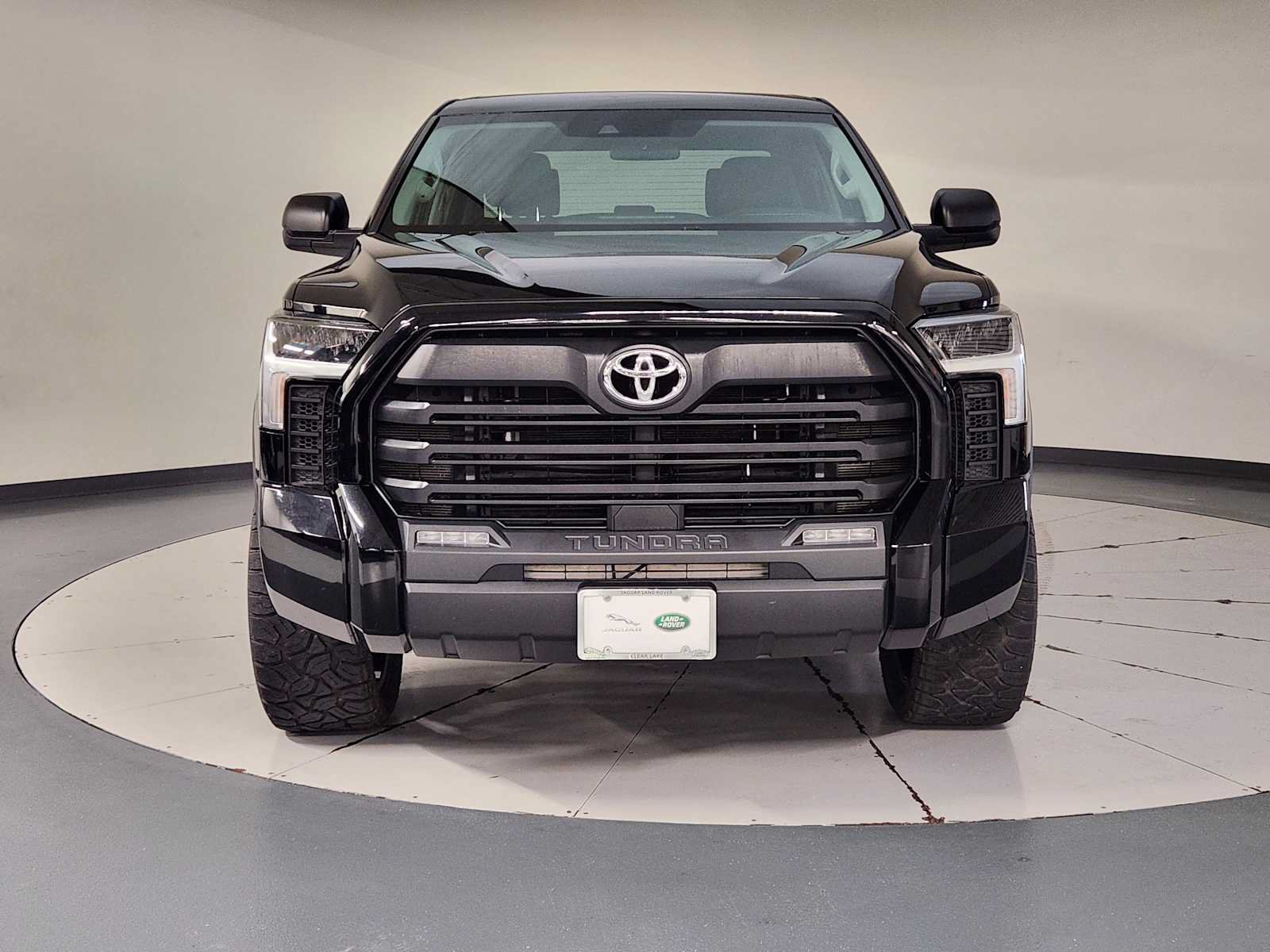 Used 2022 Toyota Tundra SR5 RWD image 9