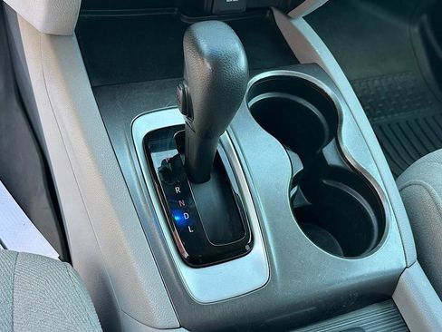 Used 2016 Honda Pilot LX image 23