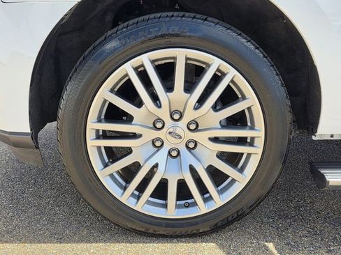Certified 2024 Ford Expedition Limited AWD/4WD image 32