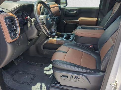 Used 2020 Chevrolet Silverado 1500 High Country w/ Technology Package RWD image 17