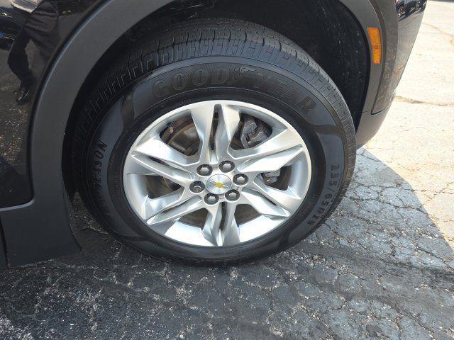 Used 2019 Chevrolet Blazer LT FWD image 38