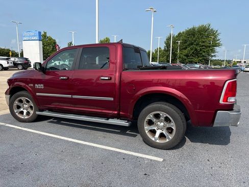 Used 2017 RAM 1500 Laramie w/ Convenience Group AWD/4WD image 2