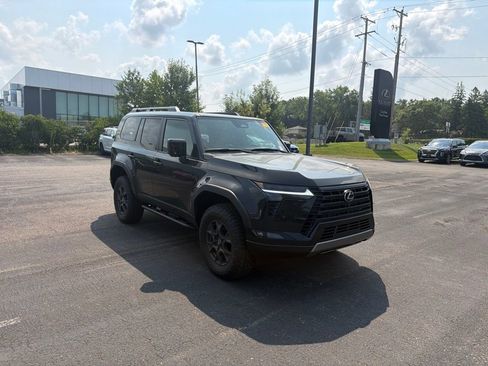 Used 2026 Lexus GX 550 AWD/4WD image 16