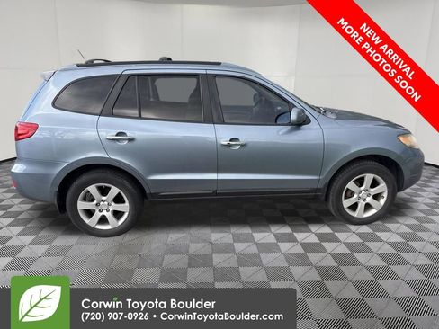 Used 2009 Hyundai Santa Fe Limited w/ Navigation Pkg 5 FWD image 8
