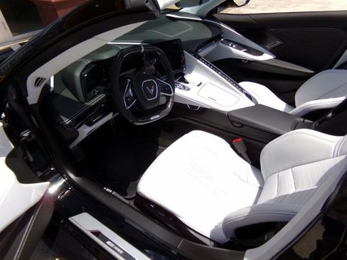 Used 2025 Chevrolet Corvette E-Ray AWD/4WD image 21