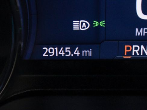 Certified 2022 Ford F150 XLT w/ Equipment Group 302A High image 18