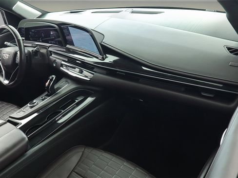 Used 2021 Cadillac Escalade Sport Platinum image 9