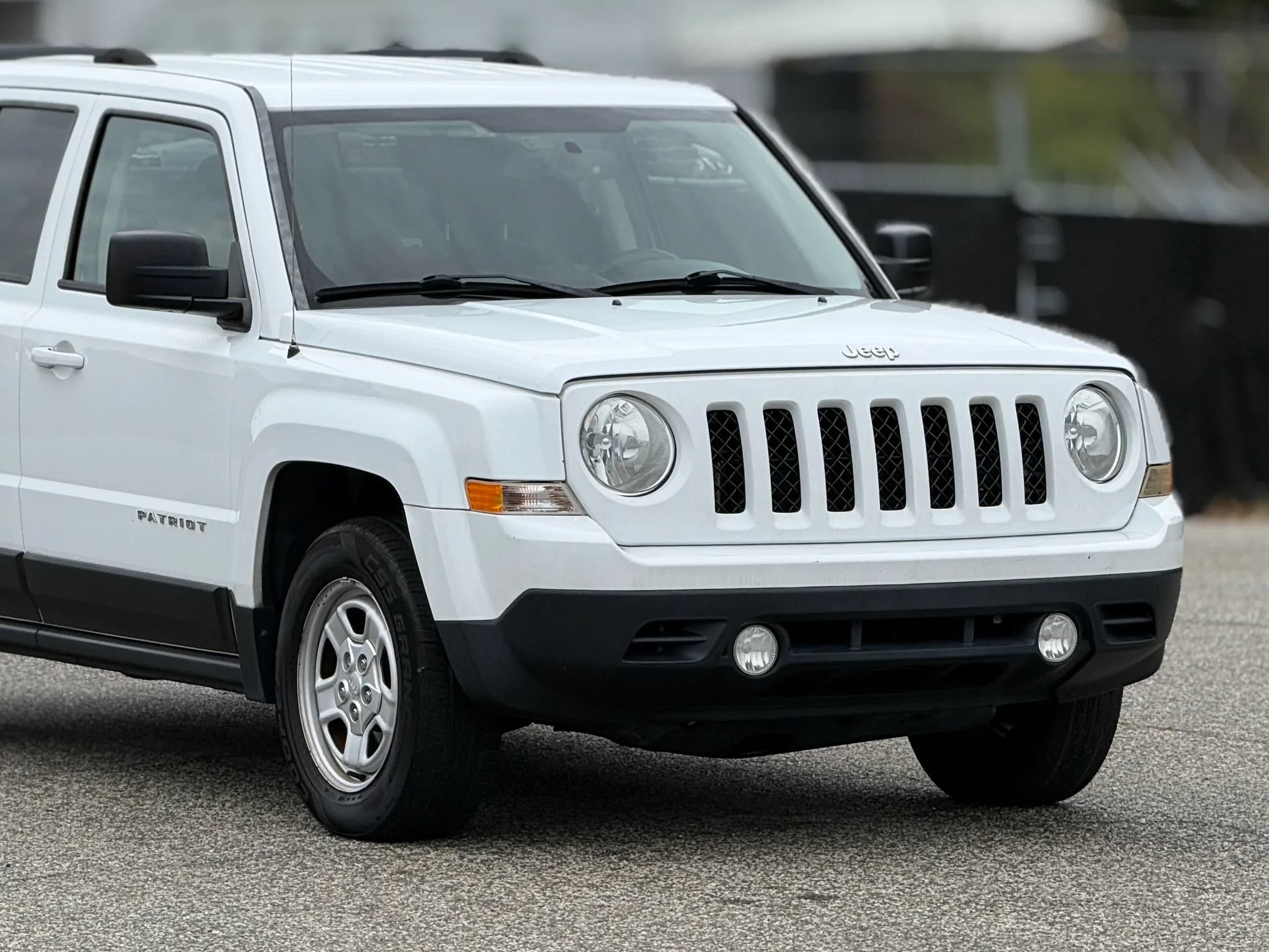 Used 2016 Jeep Patriot Sport w/ Power Value Group FWD image 14