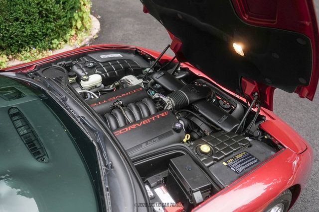 Used 2004 Chevrolet Corvette Convertible w/ Preferred Equipment Group RWD image 28