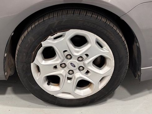 Used 2011 Ford Fusion SE w/ 201A Rapid Spec Order Code image 32