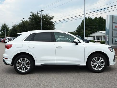 Used 2025 Audi Q3 2.0T Premium AWD/4WD image 4