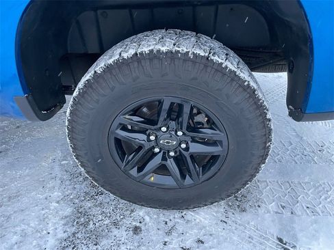 Used 2022 Chevrolet Silverado 1500 Custom Trail Boss w/ LPO, Dark Essentials Package image 11