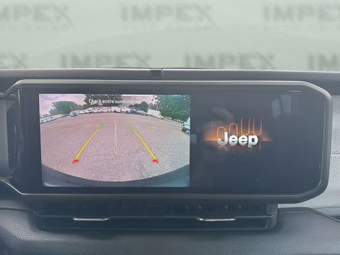 Used 2025 Jeep Wrangler Unlimited Sport AWD/4WD image 20