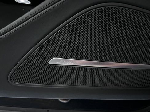Used 2014 Audi S8 image 31