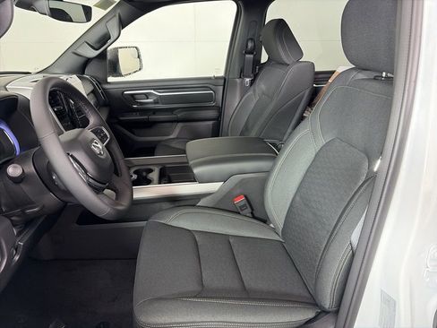 New 2026 RAM 1500 4x4 Crew Cab image 10