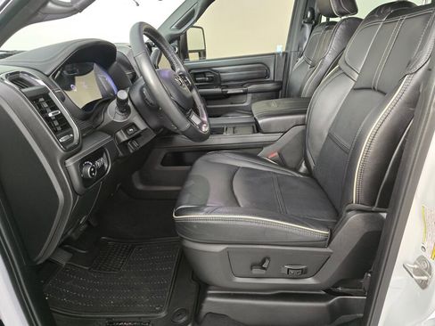 Used 2024 RAM 2500 Limited image 20