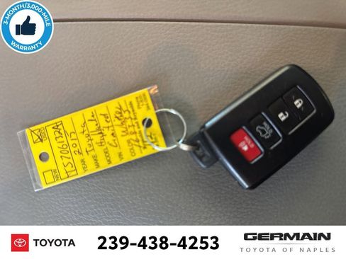 Used 2015 Toyota Highlander Limited Platinum image 26