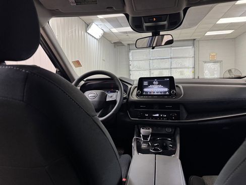 Certified 2026 Nissan Rogue SV image 20