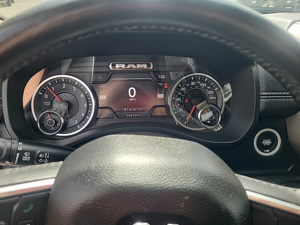 Used 2021 RAM 1500 Laramie AWD/4WD image 9