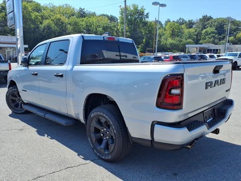 New 2026 RAM 1500 Express AWD/4WD image 6