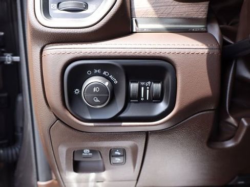 Used 2026 RAM 1500 Limited AWD/4WD image 17