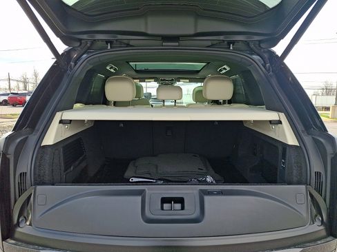 Used 2026 Land Rover Range Rover SE AWD/4WD image 28