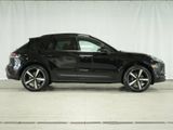 Certified 2024 Porsche Macan image 6