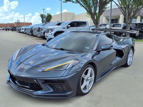 Used 2020 Chevrolet Corvette Stingray Preferred Cpe w/ 2LT Preferred Equipment Group RWD image 27