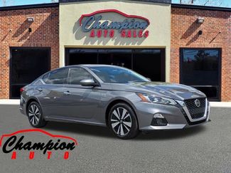 Used 2019 Nissan Altima 2.5 SV video 1