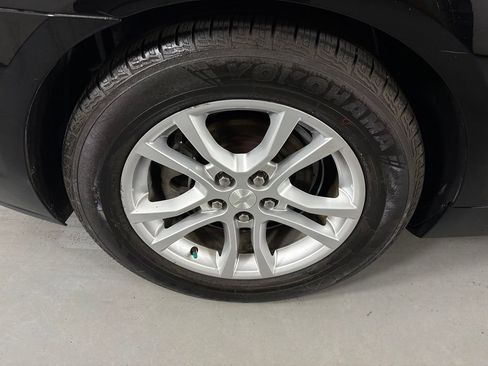 Used 2015 Chevrolet Camaro LT RWD image 14