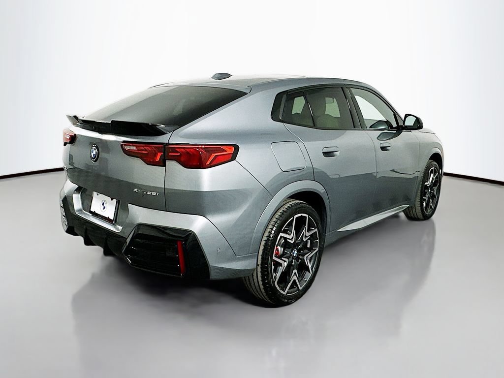 Used 2026 BMW X2 xDrive28i w/ Technology Package AWD/4WD image 5