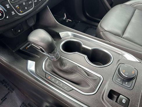 Certified 2023 Chevrolet Traverse LT image 15