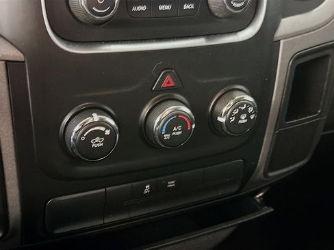 Used 2013 RAM 1500 Express AWD/4WD image 22