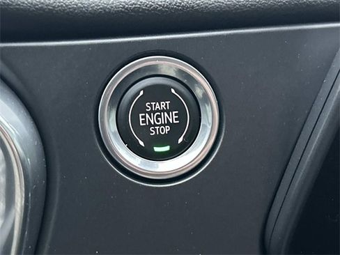 Used 2021 Chevrolet Blazer LT image 34