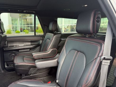 Used 2020 Ford Expedition Limited w/ Equipment Group 303A AWD/4WD image 13