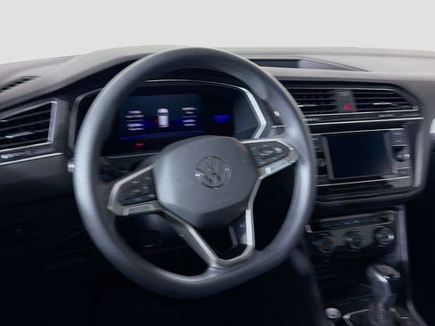 Used 2022 Volkswagen Tiguan S FWD image 18
