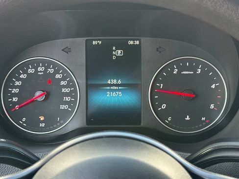 Used 2024 Mercedes-Benz Sprinter 2500 image 32