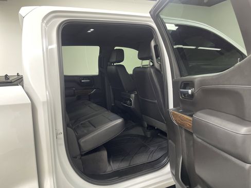 Used 2022 Chevrolet Silverado 1500 High Country AWD/4WD image 19