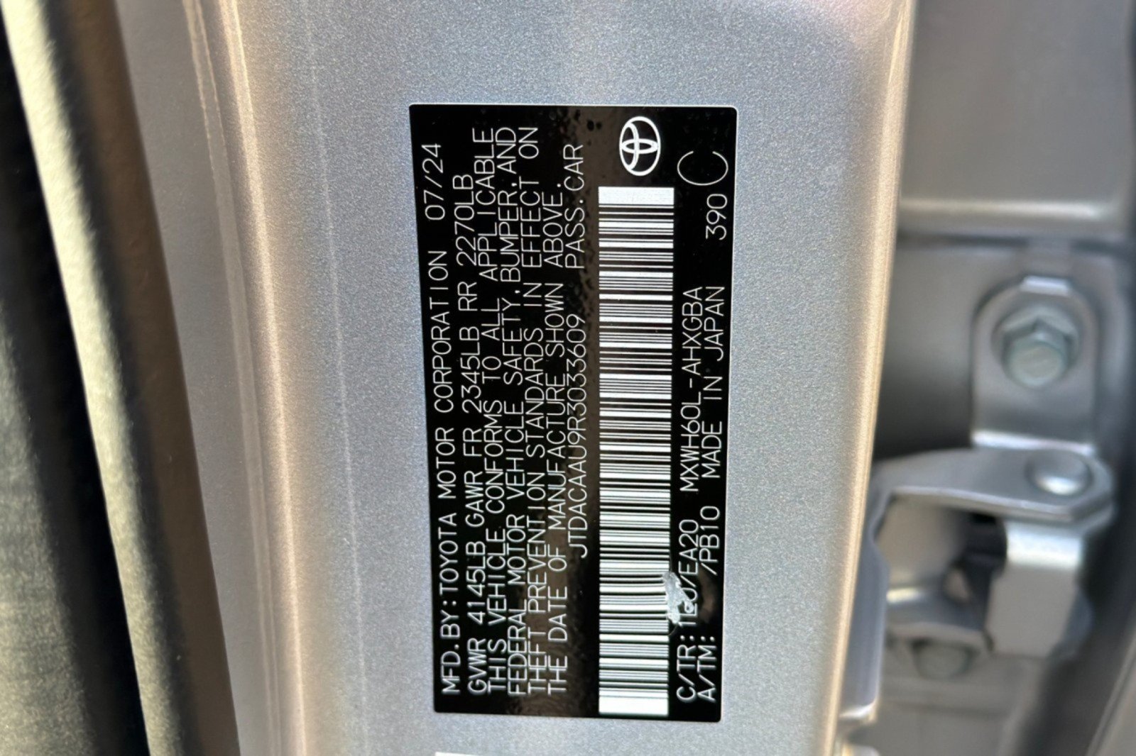 Used 2024 Toyota Prius XLE FWD image 28