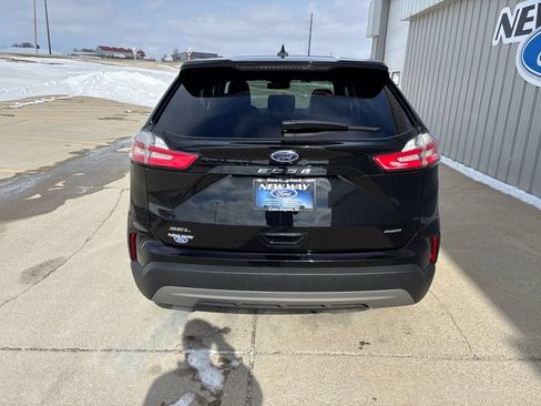 Used 2024 Ford Edge SEL w/ Convenience Package AWD/4WD image 5