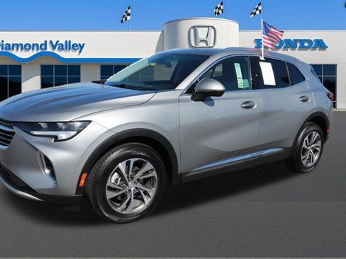 Used 2023 Buick Envision Essence image 3