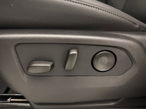 New 2026 GMC Sierra 2500 SLT w/ SLT Premium Package image 22