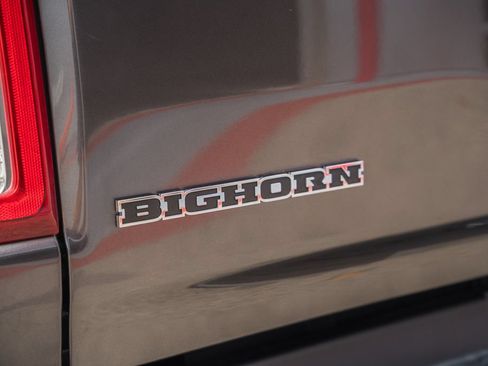 Used 2022 RAM 1500 Big Horn AWD/4WD image 9
