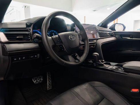 Used 2025 Toyota Camry XSE w/ Premium Package AWD/4WD image 11