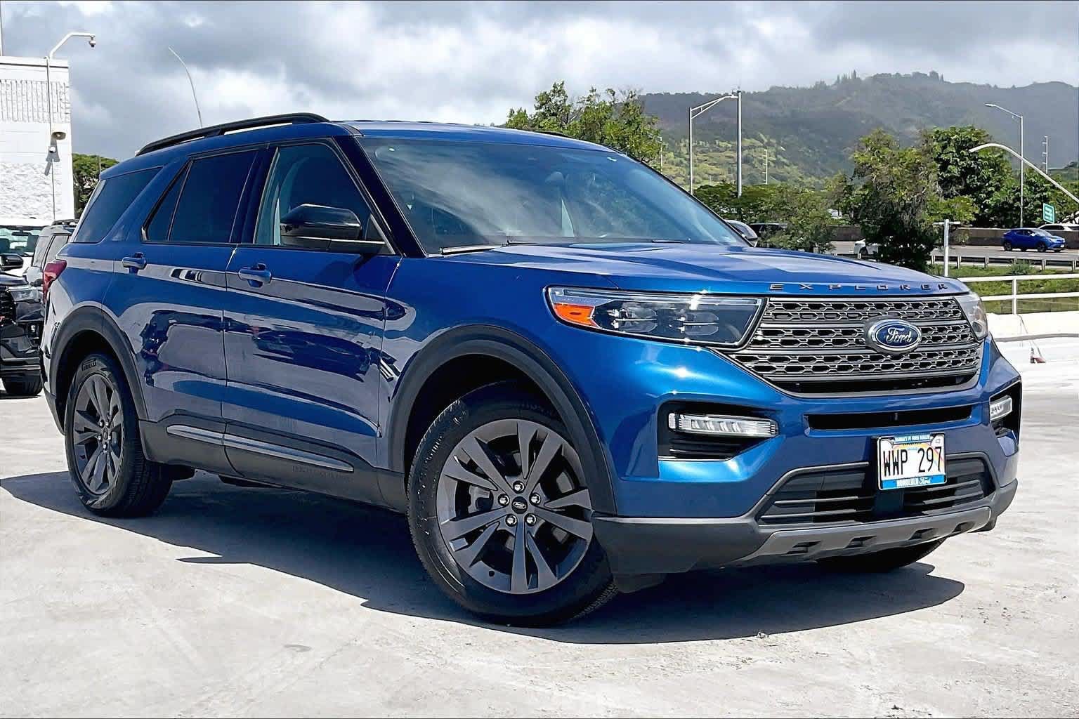 Used 2023 Ford Explorer XLT w/ Equipment Group 202A RWD image 21