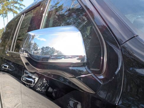 New 2026 Chevrolet Suburban Premier w/ Sun And Tow Package image 11