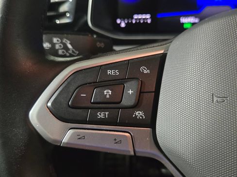 Certified 2025 Volkswagen Jetta Sport FWD image 22