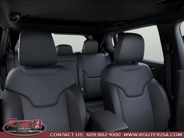 New 2026 Jeep Compass Limited w/ Sun, Sound & Navigation Group AWD/4WD image 27